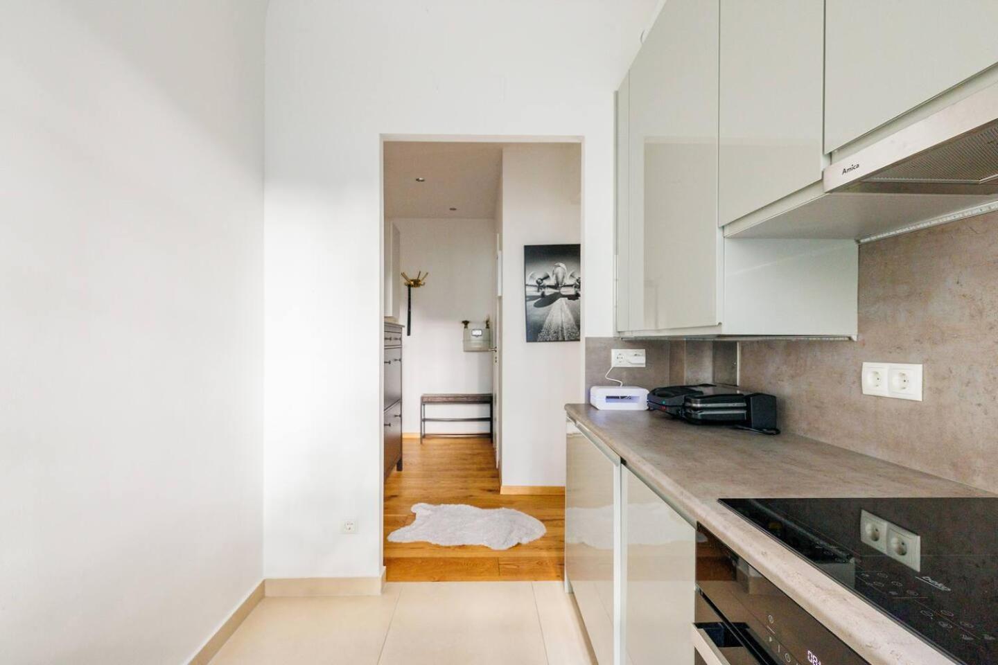 Apartment Vienna Near Metro - Netflix - Free Wifi ภายนอก รูปภาพ